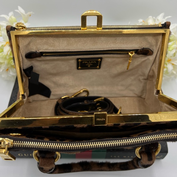 Vintage Prada shoulder bag - Picture 6 of 15